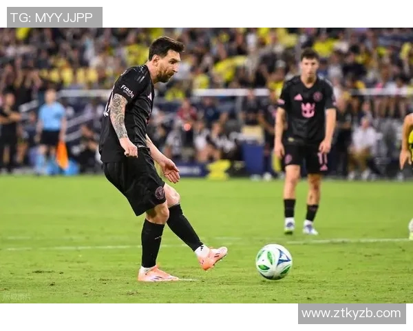 足球球星发力瞬间：赛场上那些令人惊叹的爆发与技巧展示